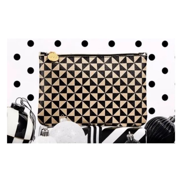 💎 3/$12 Ipsy Black & Gold Geometric Print Glam Bag - 5 x 7” NEW - Picture 1 of 3